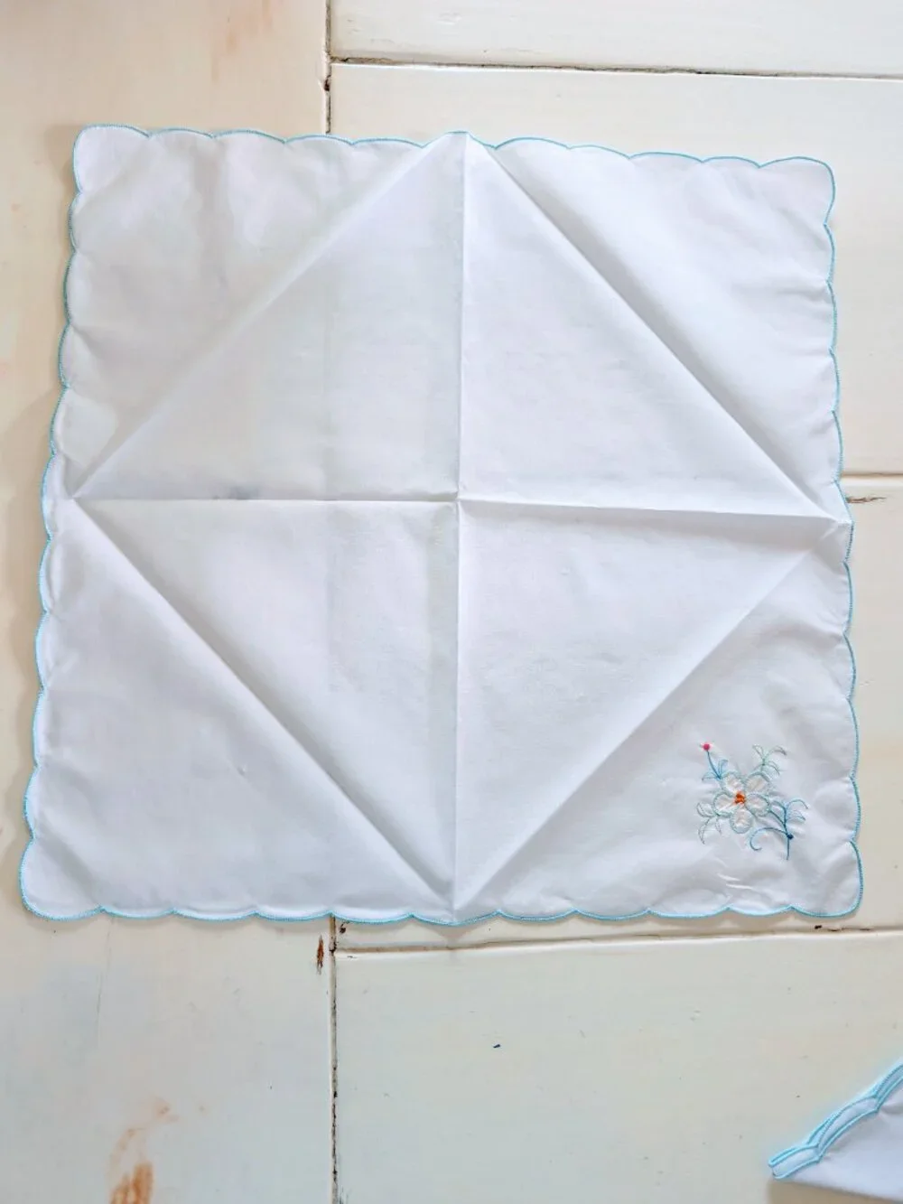 VTG Linen Placemats & Napkins Set 4 Blue Floral Embroidered Cottage Farmhouse